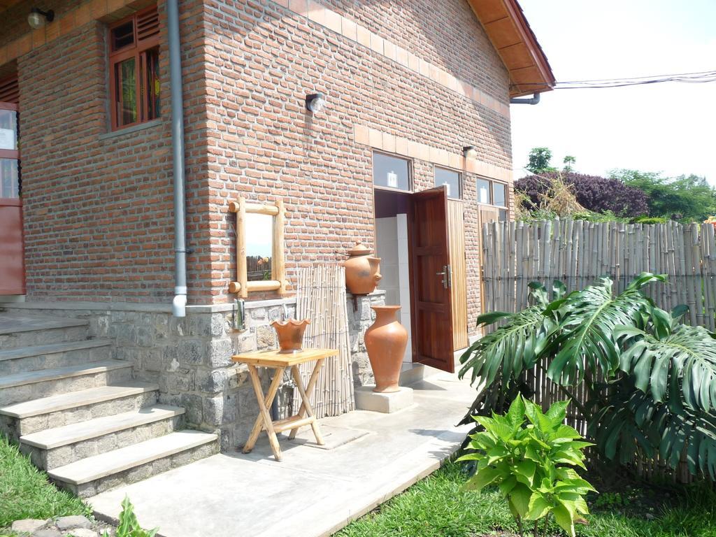 Inzu Lodge Gisenyi Exteriör bild