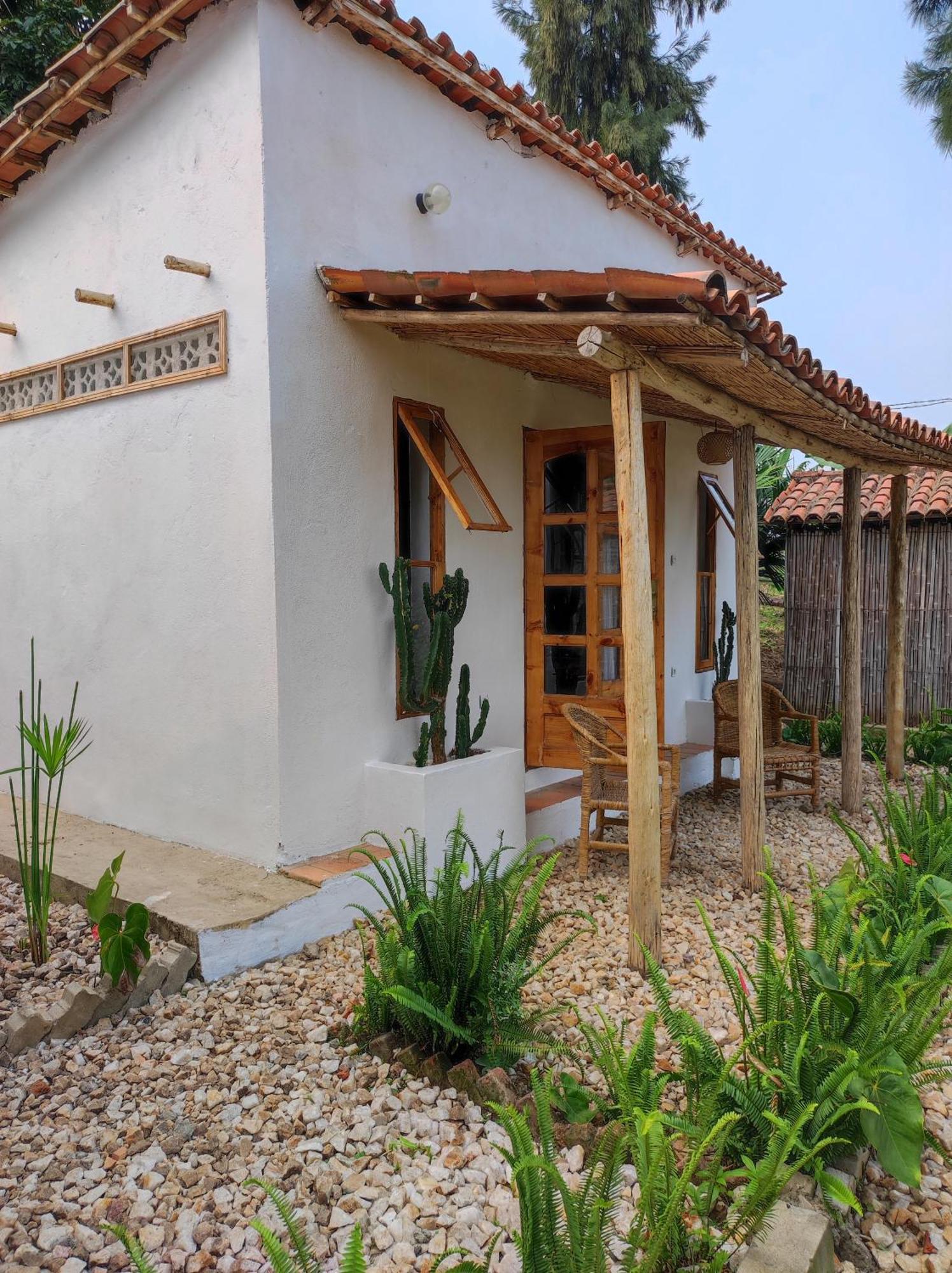 Inzu Lodge Gisenyi Exteriör bild